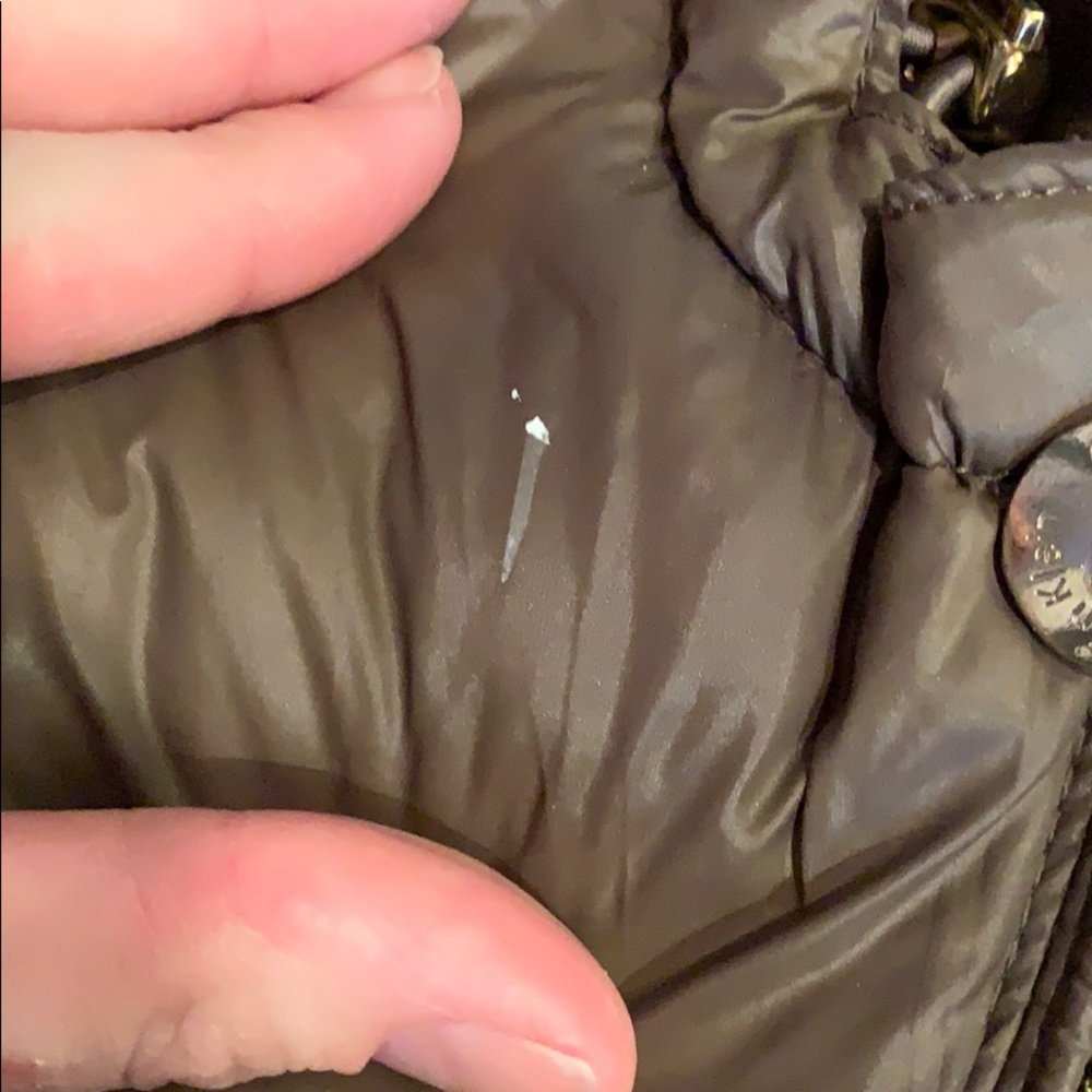 Calvin Klein Down jacket ๐ - Picture 7 of 7